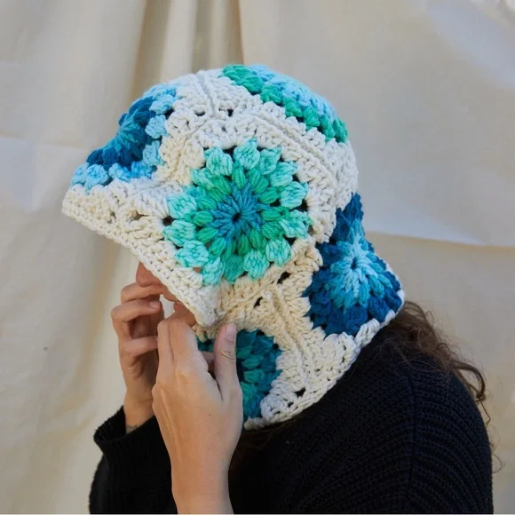 Aqua Dreams Handmade Crochet Balaclava - Picture 2 of 2